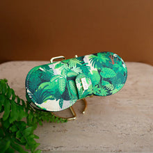 Load image into Gallery viewer, Glasses Case - Green Cliff
