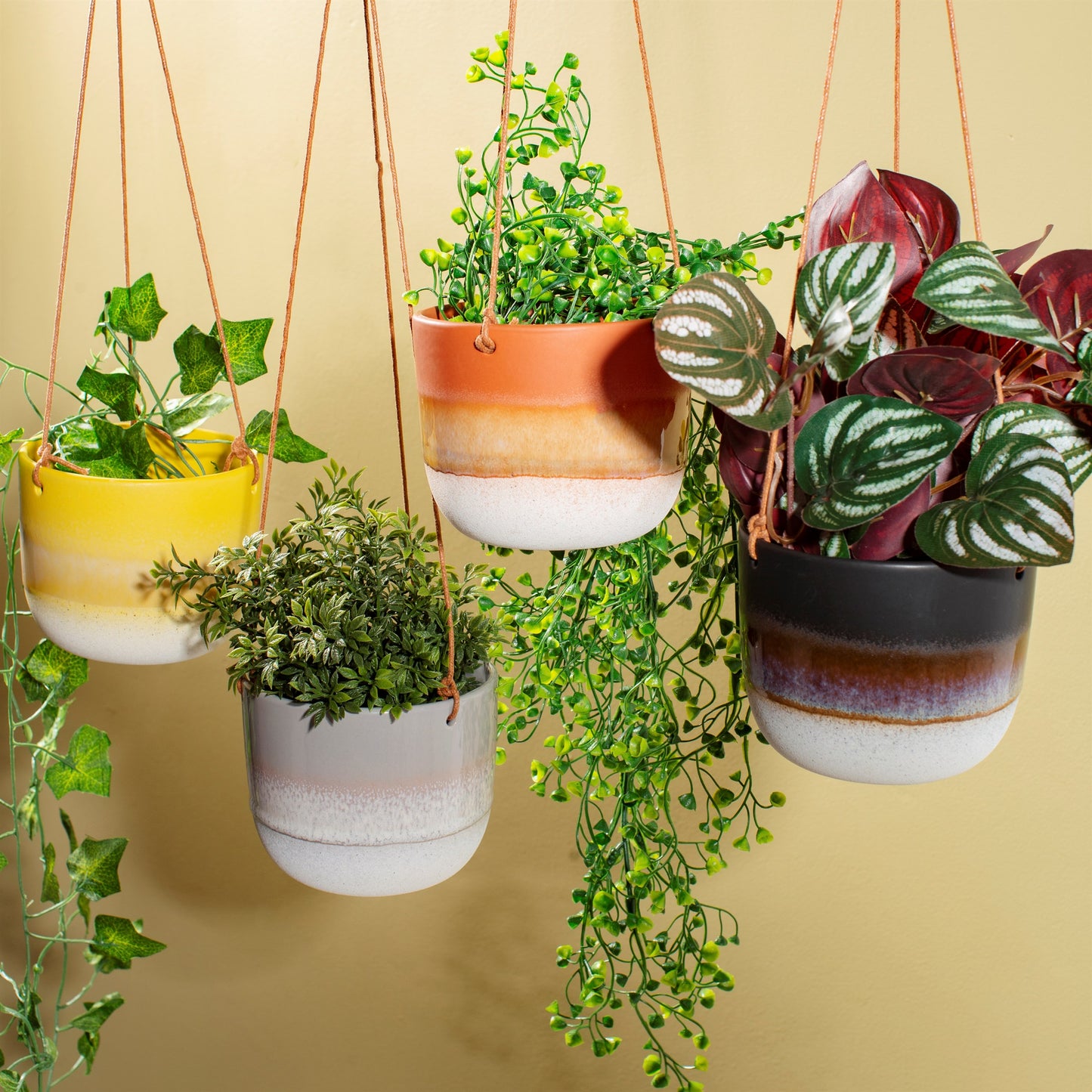 Mojave Hanging Planter - Yellow