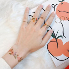 Load image into Gallery viewer, Tattoo - Flower Chain