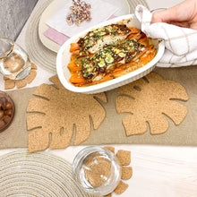Load image into Gallery viewer, Monstera Leaf Cork Trivets