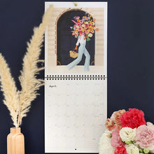 Afbeelding in Gallery-weergave laden, 2026 Kalender - Travel Cliches
