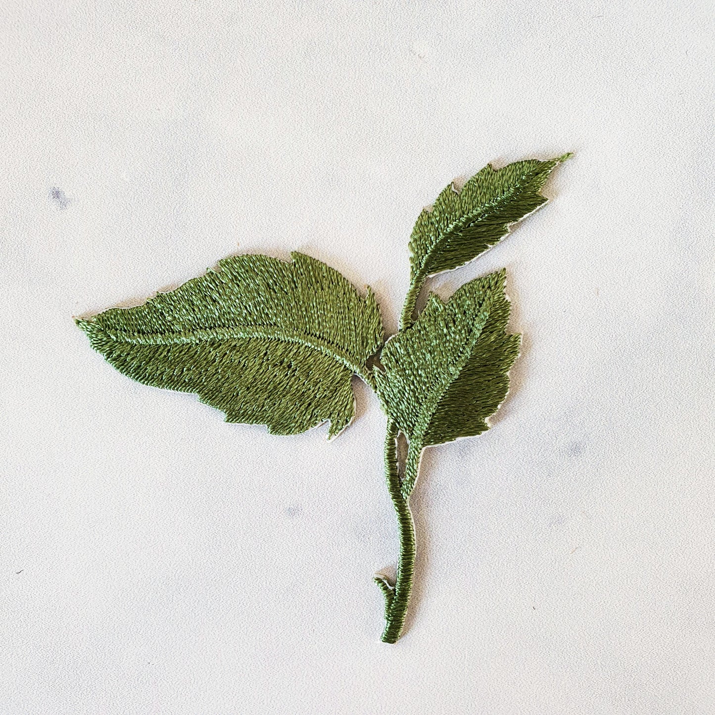 Strijkembleem - Groene Blaadjes