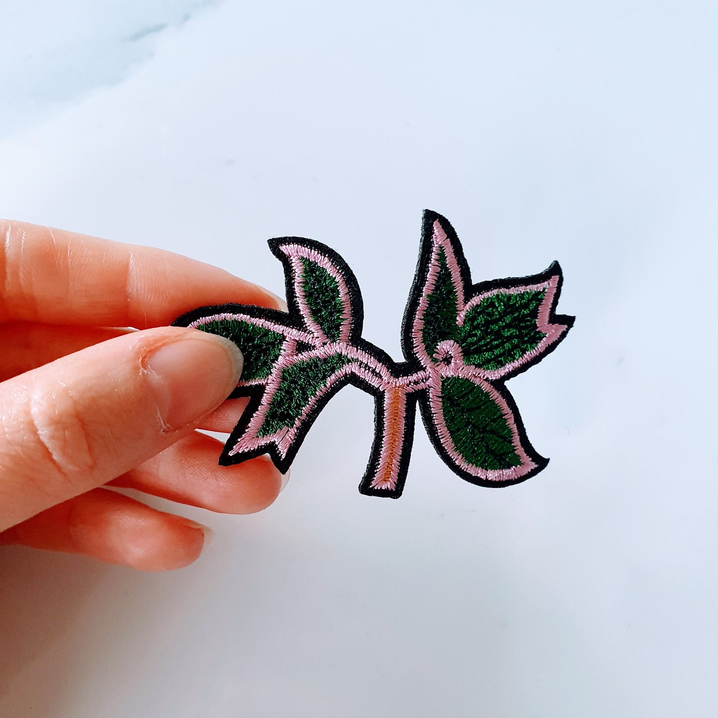 Strijkembleem - Roze Blaadjes
