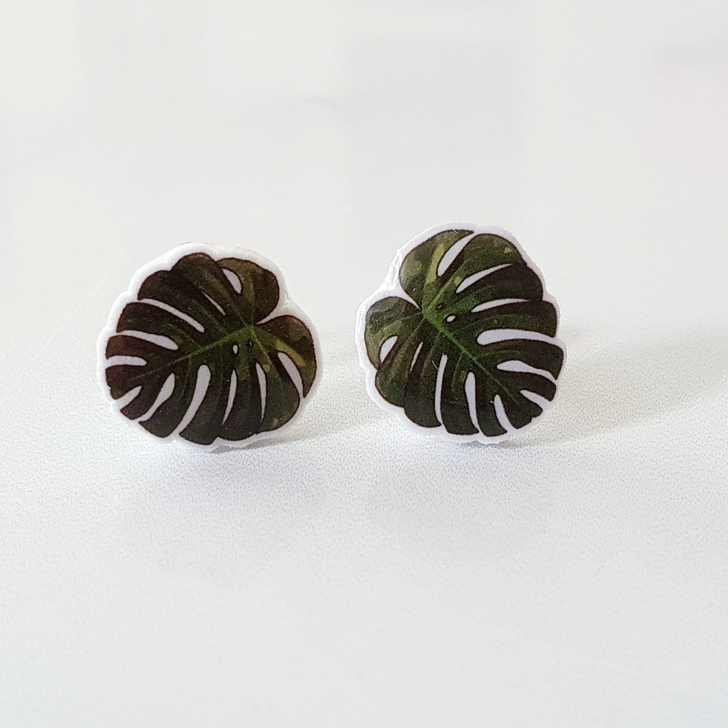 monstera studs