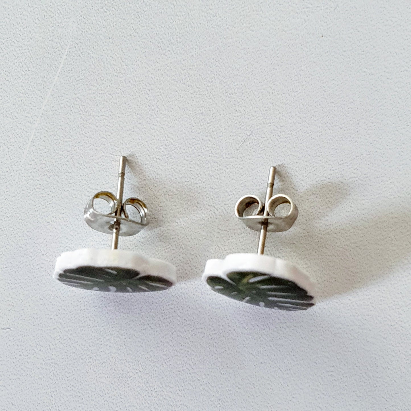 monstera studs