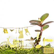 Afbeelding in Gallery-weergave laden, Tiny Bike Ride
