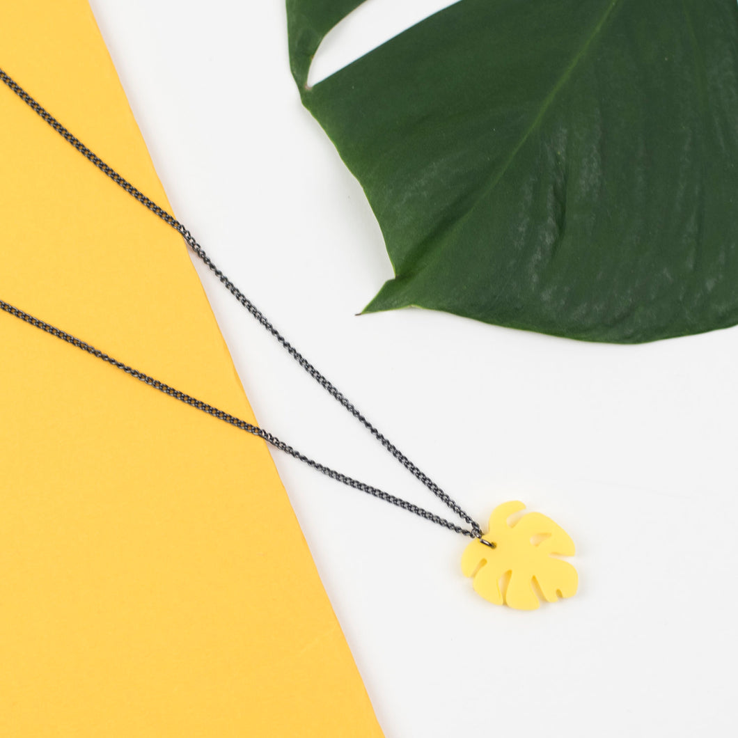 Monstera Necklace - Yellow