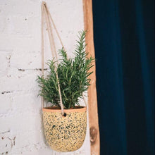 Load image into Gallery viewer, Hanging Planter Small - Mustard

