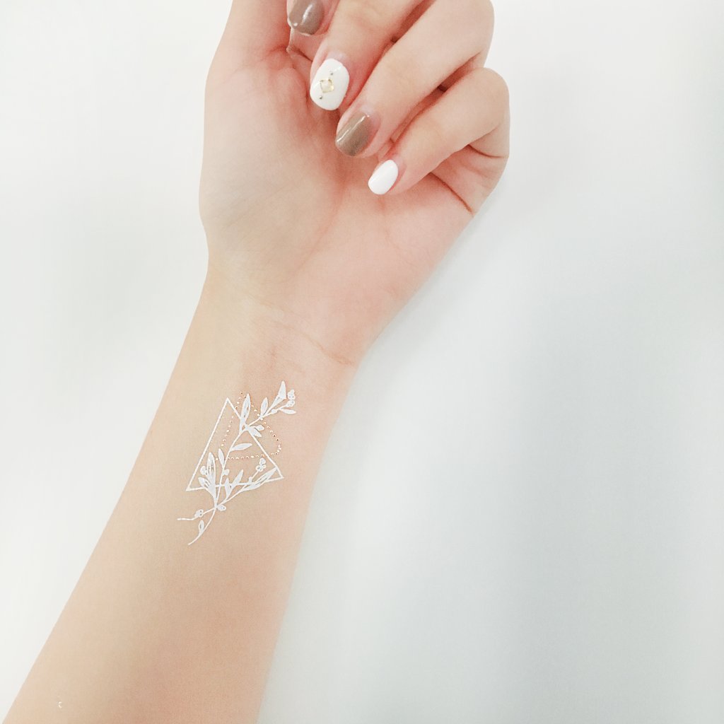 Tattoo - Mini Geometric Flowers White