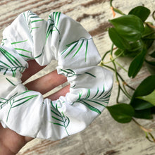 Load image into Gallery viewer, Scrunchie - Areca
